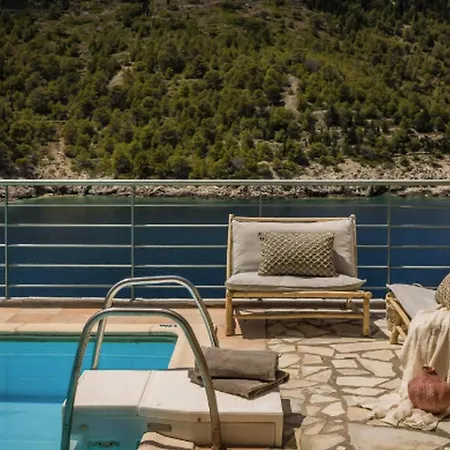 Assos Seaview 2 Bedrooms Private Pool Palatsina ヴィラ
