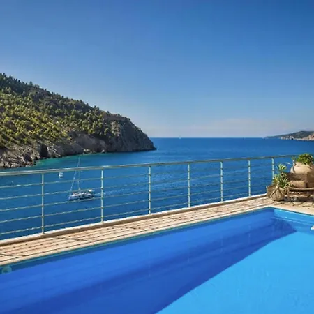 Extraordinary Kefalonia Lavi 2 Bedrooms Seafornt Spectacular Sea Views Private Outdoor Pool Assos * Asos